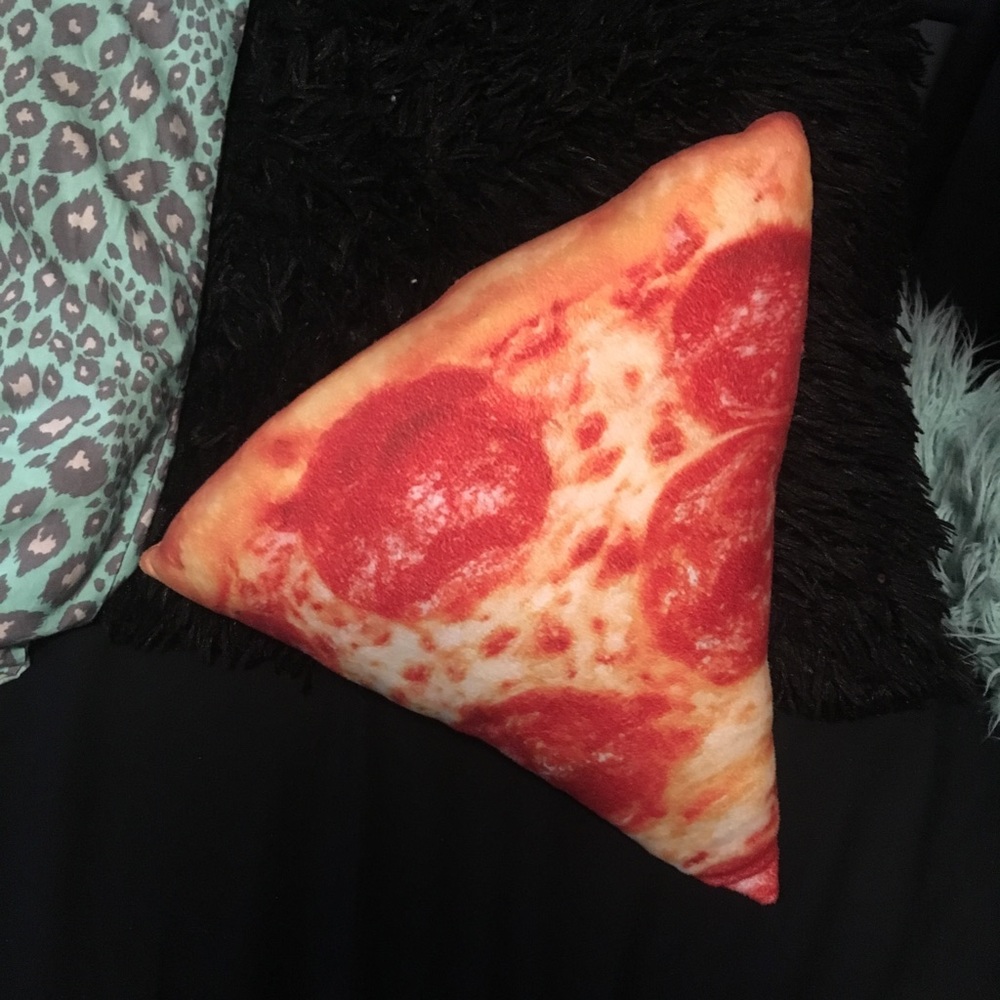 Pizza Pillow 🍕